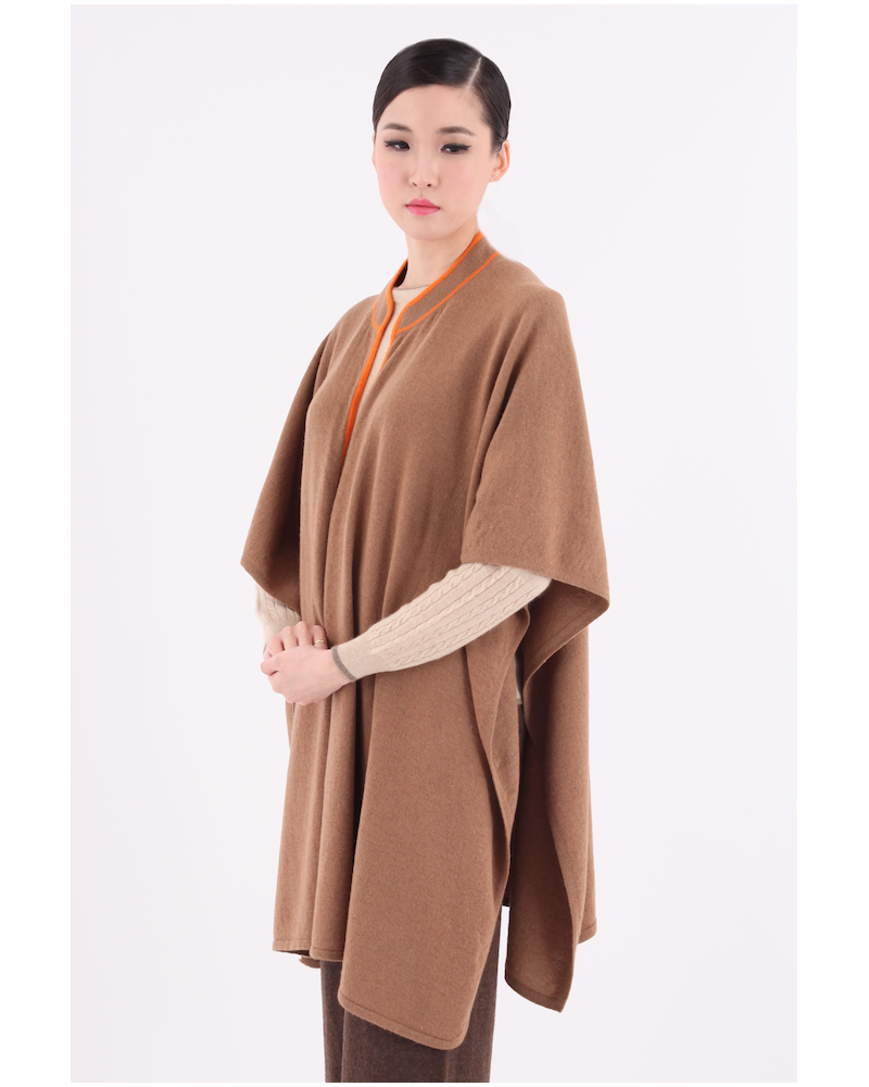 Cape col asiatique en laine de chameau