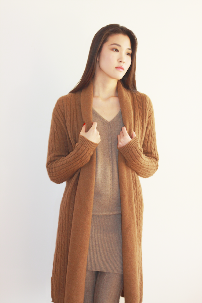Cardigan femme en laine de bébé chameau