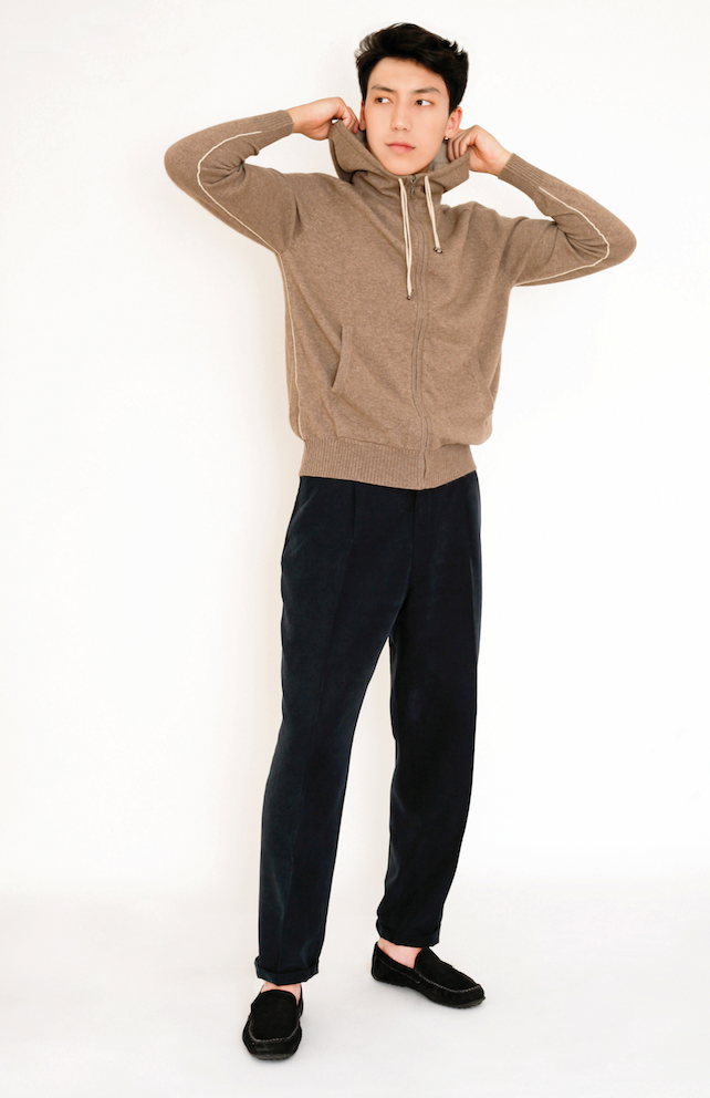 Sweet avec capuche sport chic en cachemire